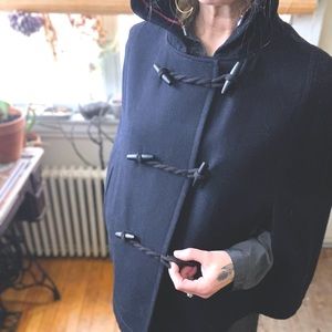 Recycled wool capelet. Size M. American Eagle Outfitters.